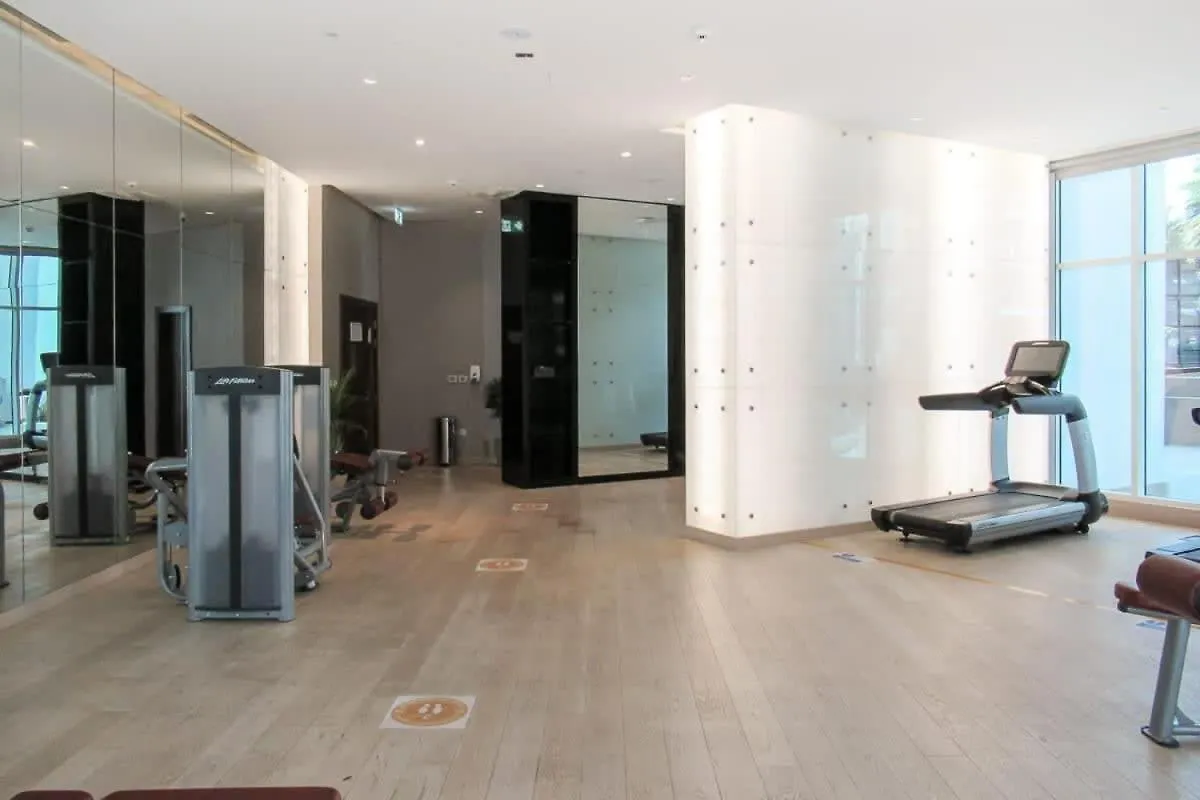 Frank Porter - Damac Prive Dubai 0*,